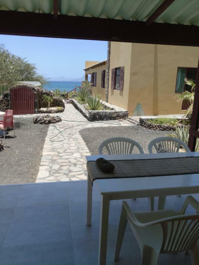 Coin de Paradis,Pavillon Doucimar Porto Novo Exterior foto